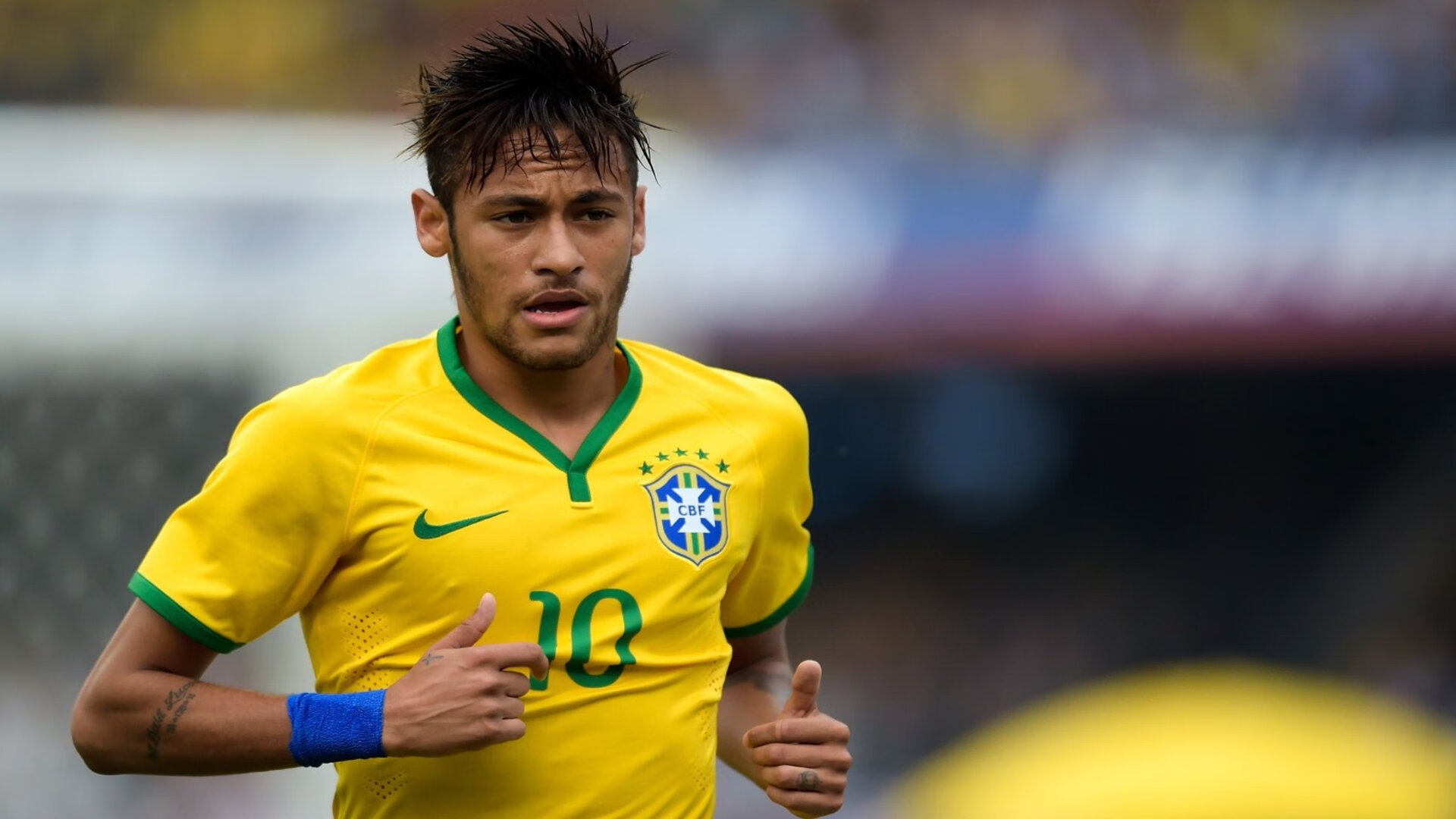 《Uzi：传奇选手的再次崛起，期待新辉煌》，uzi人物传记